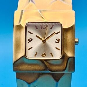 Women’s Dress Quartz Bangle Bracelet Wristwatch Japan Movt Working New Battery